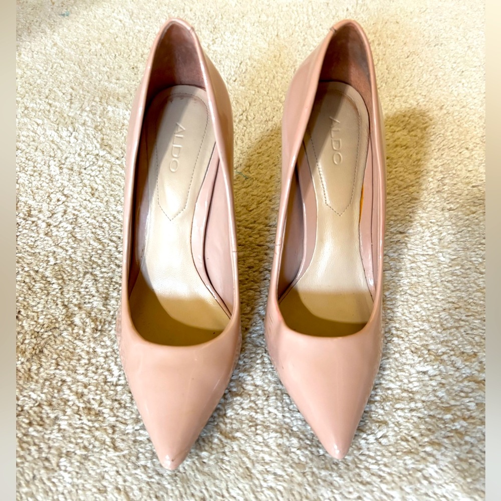 Aldo Patent Leather Nude Stiletto Pump SZ 6
